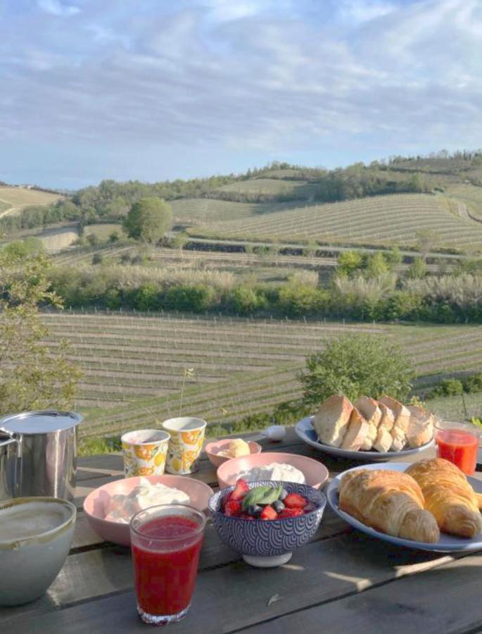 Villa Rocco Country House Ozzano Monferrato Bagian luar foto